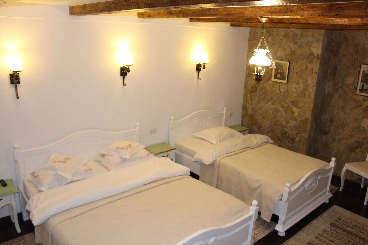 Casa Verde Voronet Bagian luar foto