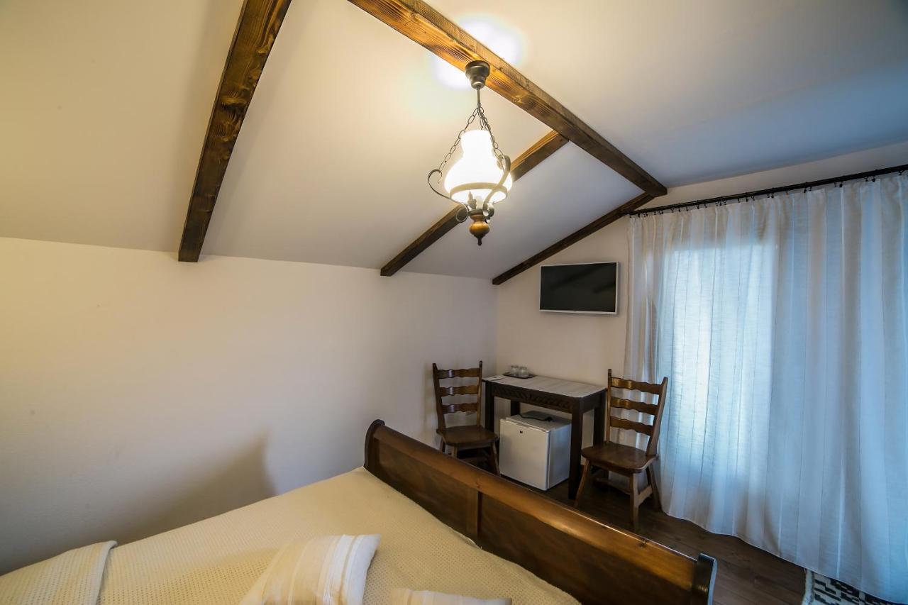Casa Verde Voronet Bagian luar foto