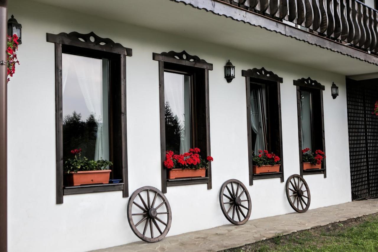 Casa Verde Voronet Bagian luar foto